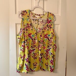 Ava James Yellow Floral Sleeveless Blouse, known for its vibrant colors. Size 3X